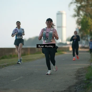 Runner Photo 6084908
