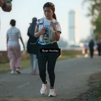 Runner Photo 6084920