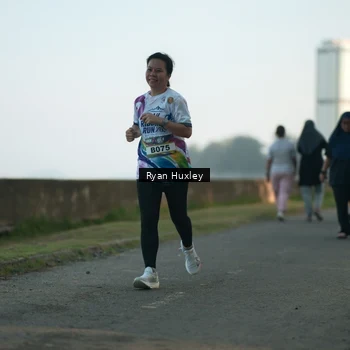 Runner Photo 6084929