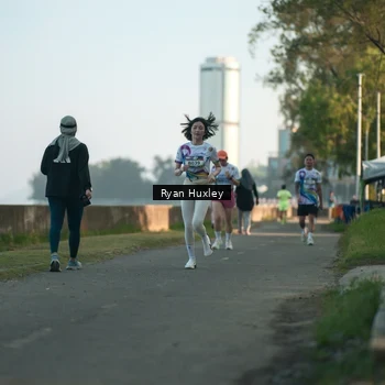 Runner Photo 6084930