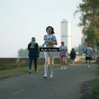 Runner Photo 6084938