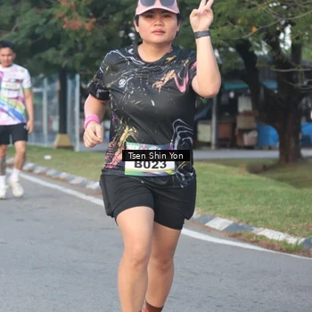 Runner Photo 6084954
