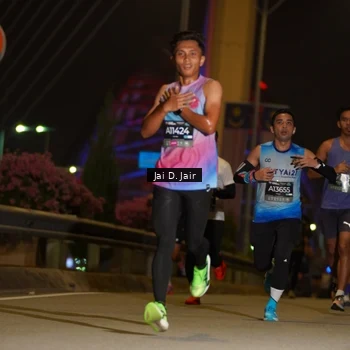 Runner Photo 6084960