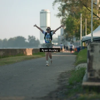 Runner Photo 6084986