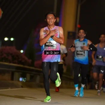 Runner Photo 6084993