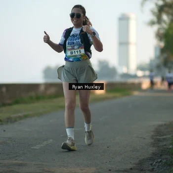 Runner Photo 6084999