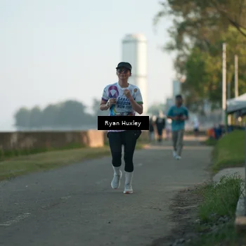 Runner Photo 6085004