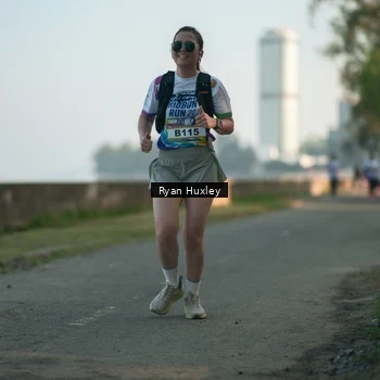 Runner Photo 6085006