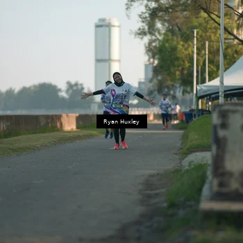 Runner Photo 6085015
