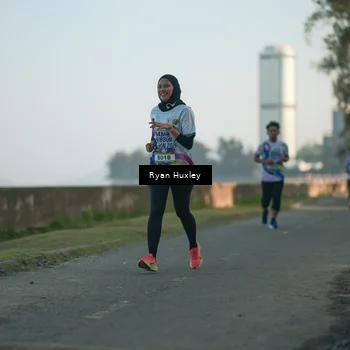 Runner Photo 6085022