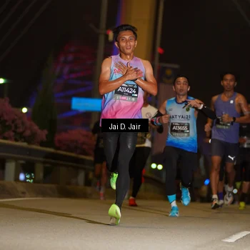 Runner Photo 6085030