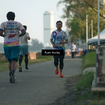 Runner Photo 6085038