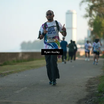 Runner Photo 6085041