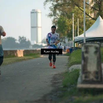 Runner Photo 6085043