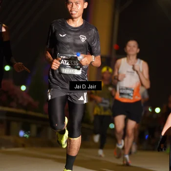 Runner Photo 6085046