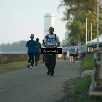 Runner Photo 6085047