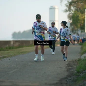 Runner Photo 6085050