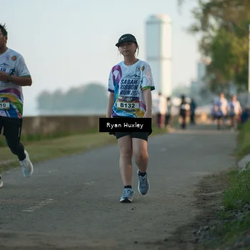 Runner Photo 6085052