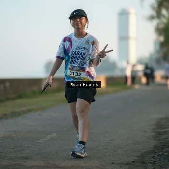 Runner Photo 6085056