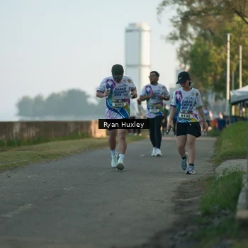 Runner Photo 6085060