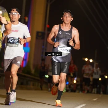 Runner Photo 6085063