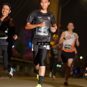 Runner Photo 6085068