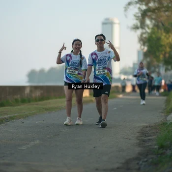 Runner Photo 6085072