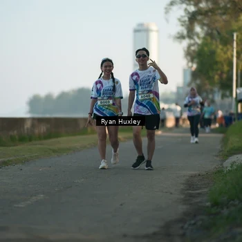 Runner Photo 6085076