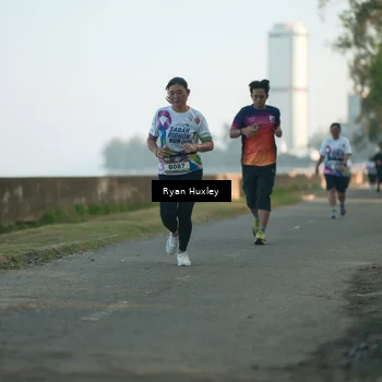 Runner Photo 6085120