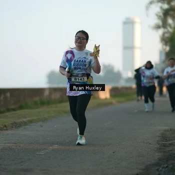 Runner Photo 6085139