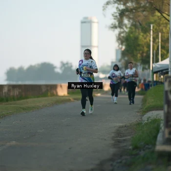 Runner Photo 6085145