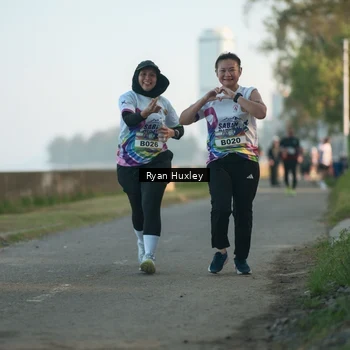 Runner Photo 6085155
