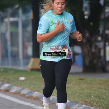 Runner Photo 6085156