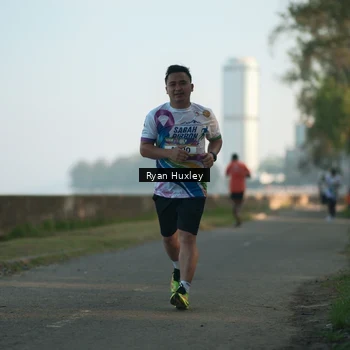 Runner Photo 6085182