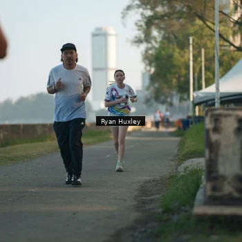Runner Photo 6085203