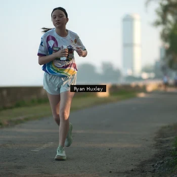 Runner Photo 6085213