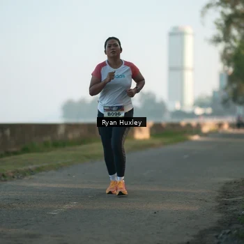 Runner Photo 6085235