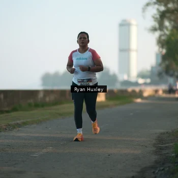 Runner Photo 6085238