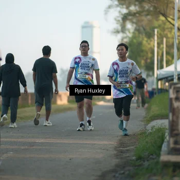 Runner Photo 6085308