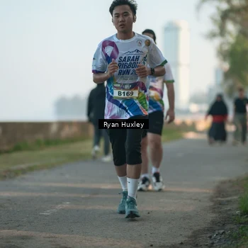 Runner Photo 6085323