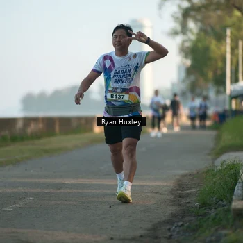 Runner Photo 6085335