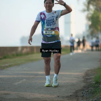 Runner Photo 6085339