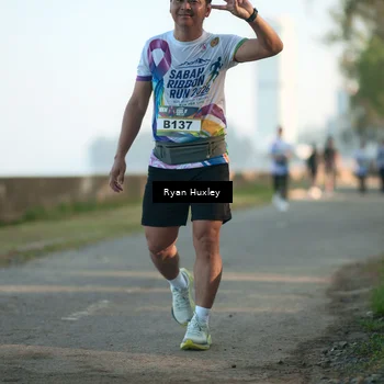 Runner Photo 6085345