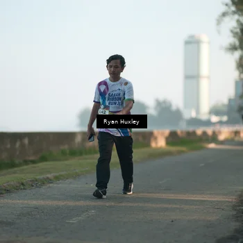 Runner Photo 6085360