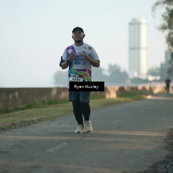 Runner Photo 6085372