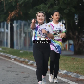 Runner Photo 6085373