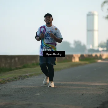Runner Photo 6085374