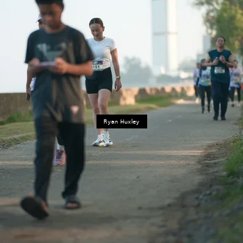 Runner Photo 6085419