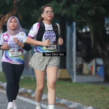 Runner Photo 6085436