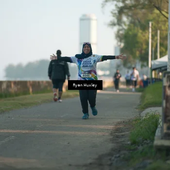 Runner Photo 6085456